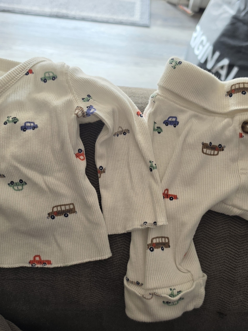 Carter's 3 Newborn Sets